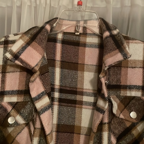 Checkered Shacket - Picture 5 of 6